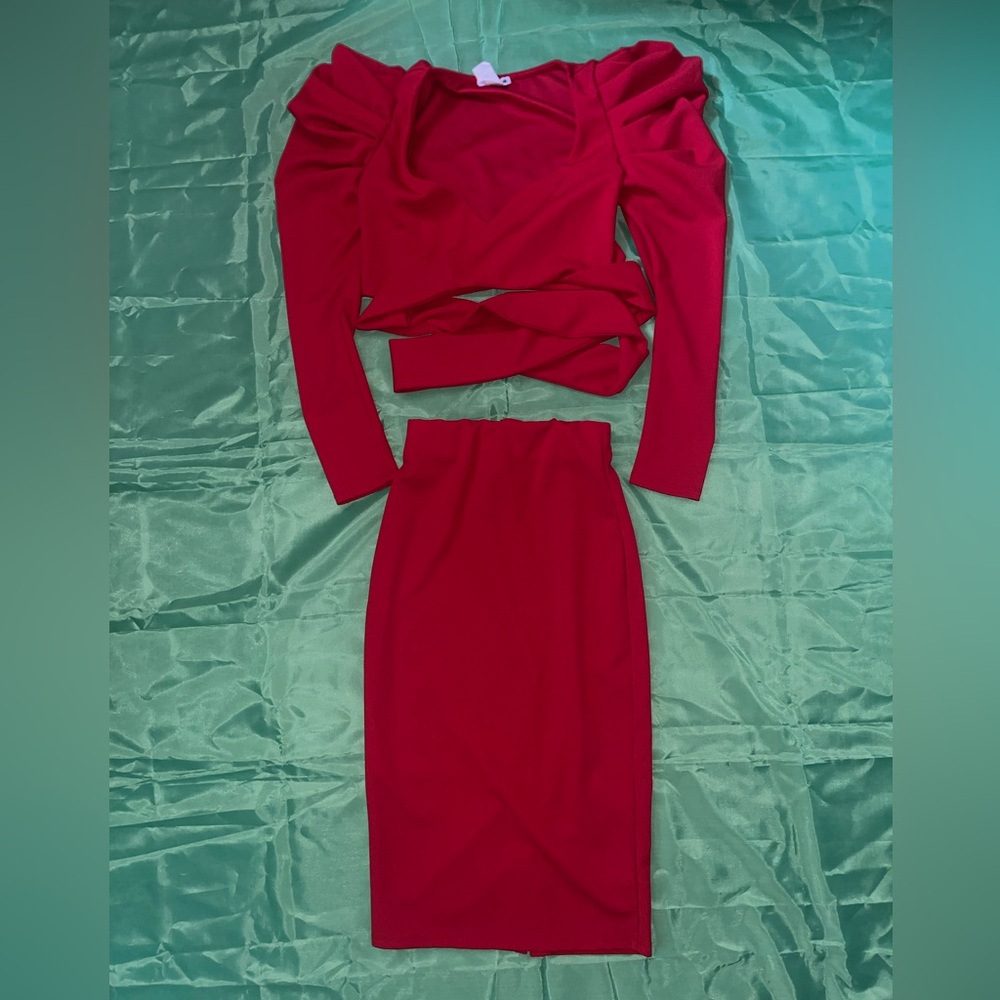 Red- FASHION NOVA SET